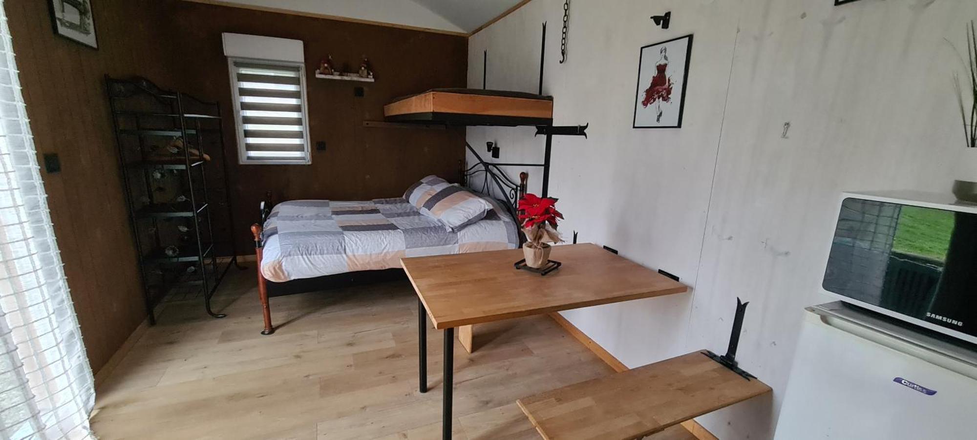 Les Milles Bottes Et Ses Roulottes Villa Encausse-les-Thermes Eksteriør billede